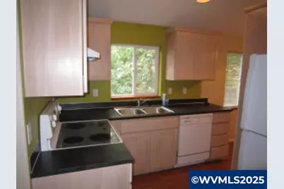 380 Owens (&amp; 1102 Fairmount) St S, Salem, OR 97302 - Photo 8