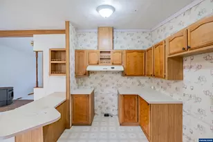 40874 228 Hwy, Sweet Home, OR 97386 - Photo 18