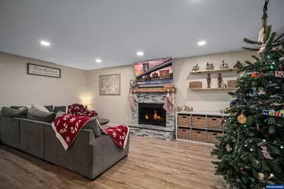 4748 Mall Ct NE, Salem, OR 97305 - Photo 6