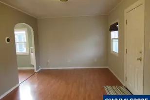 370 W B St, Lebanon, OR 97355 - Photo 12