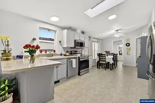 1614 Granite St, Woodburn, OR 97071 - Photo 10