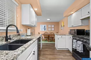 1357 Northern Heights (1359) Lp NE, Keizer, OR 97303 - Photo 32