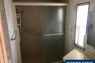 300 SE Lacreole Dr, Dallas, OR 97338 - Photo 14