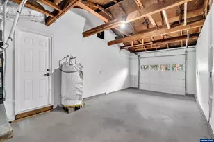 398 21st St, Salem, OR 97301 - Photo 20