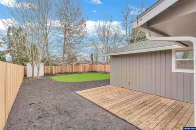 398 21st St, Salem, OR 97301 - Photo 24