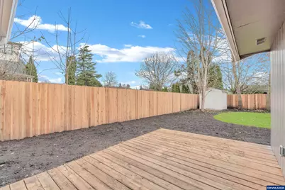 398 21st St, Salem, OR 97301 - Photo 22