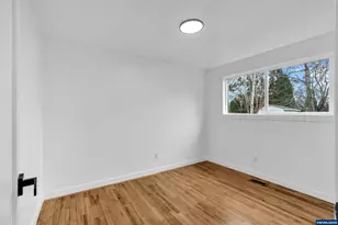 398 21st St, Salem, OR 97301 - Photo 18