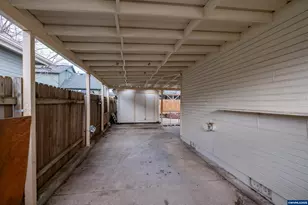 4237 Strawberry Ct NE, Salem, OR 97305 - Photo 42