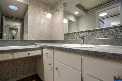 1035 Chestnut St NW, Salem, OR 97304 - Photo 24