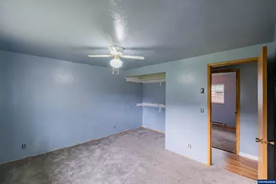 905 Ash St, Brownsville, OR 97327 - Photo 32