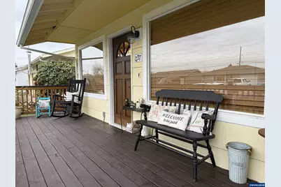 1237 Quinn Rd, Woodburn, OR 97071 - Photo 8