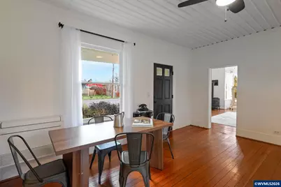 316 S 17th St, Philomath, OR 97370 - Photo 8