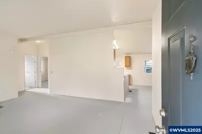 2305 Fisher Rd NE, Salem, OR 97305 - Photo 2