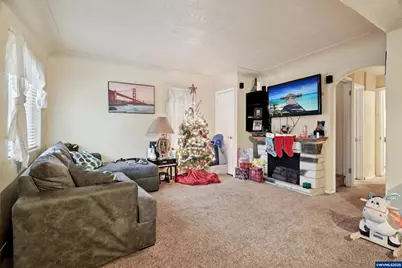 3680 Blossom Dr NE, Salem, OR 97305 - Photo 6