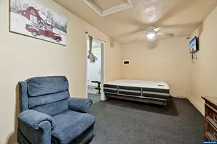 3680 Blossom Dr NE, Salem, OR 97305 - Photo 28