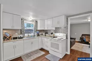 4250 NE Hwy 20, Corvallis, OR 97330 - Photo 8