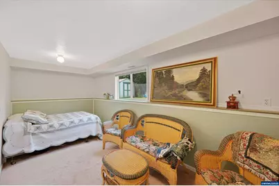 1010 Well St, Silverton, OR 97381 - Photo 30