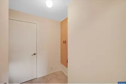 1010 Well St, Silverton, OR 97381 - Photo 24