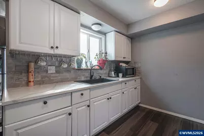 3350 Oakknoll Rd NW, Salem, OR 97304 - Photo 10