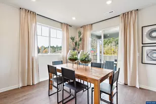 5218 SE 77th Ave, Hillsboro, OR 97123 - Photo 10