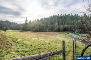 37905 S Wilhoit Rd, Molalla, OR 97038 - Photo 2