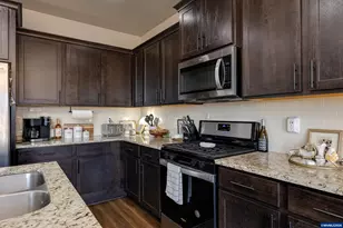 500 Merlot St, Amity, OR 97101 - Photo 8