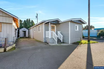 1768 38th Pl NE, Salem, OR 97305 - Photo 1