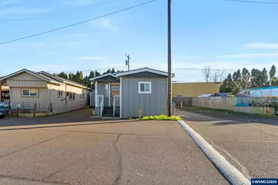 1768 38th Pl NE, Salem, OR 97305 - Photo 18