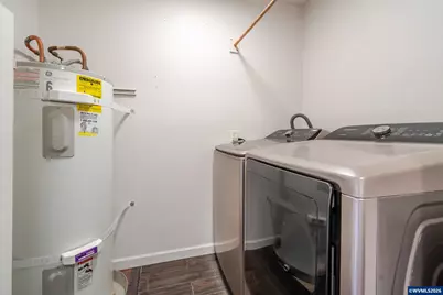 1360 2nd Av, Sweet Home, OR 97386 - Photo 10