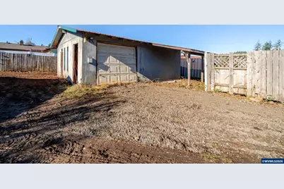 1360 2nd Av, Sweet Home, OR 97386 - Photo 28