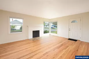 742 Walnut St, Lebanon, OR 97355 - Photo 12