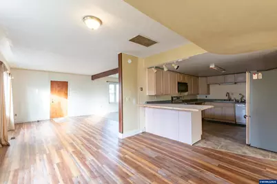 720 W Rose St, Lebanon, OR 97355 - Photo 8