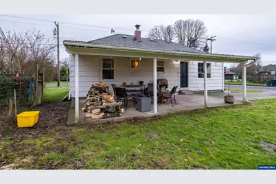 590 Monmouth St, Independence, OR 97351 - Photo 38