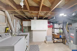 590 Monmouth St, Independence, OR 97351 - Photo 30