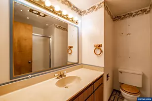 2652 S 11th St, Lebanon, OR 97355 - Photo 6