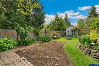 23072 SW Mansfield St, Sherwood, OR 97140 - Photo 40