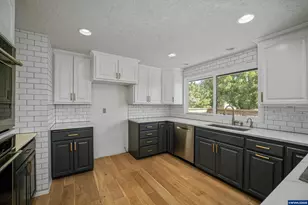 3212 Terrace NW Dr, Albany, OR 97321 - Photo 18