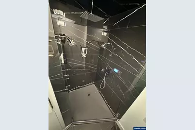 6388 Cascade Hwy NE, Silverton, OR 97381 - Photo 24