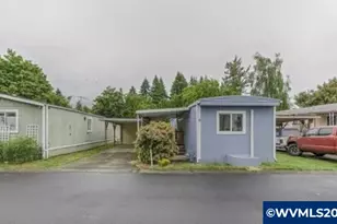 1930 Hampden Ln NE, Salem, OR 97305 - Photo 2