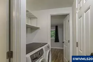 1930 Hampden Ln NE, Salem, OR 97305 - Photo 8