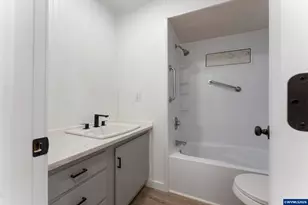 4424 SE Roethe Rd, Milwaukie, OR 97267 - Photo 18