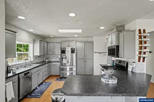 5042 Wasco Ct NE, Salem, OR 97305 - Photo 8