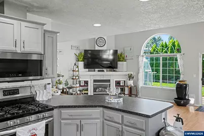 5042 Wasco Ct NE, Salem, OR 97305 - Photo 12