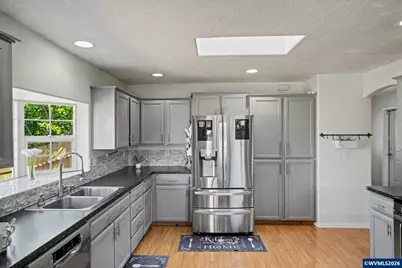 5042 Wasco Ct NE, Salem, OR 97305 - Photo 10