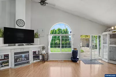 5042 Wasco Ct NE, Salem, OR 97305 - Photo 16