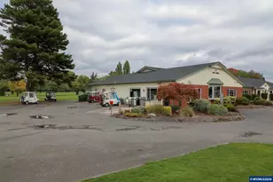 1350 Dogwood Dr, Woodburn, OR 97071 - Photo 36