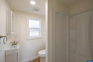 4641 SW Coast Ave, Lincoln City, OR 97367 - Photo 22