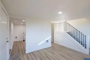 4641 SW Coast Ave, Lincoln City, OR 97367 - Photo 12