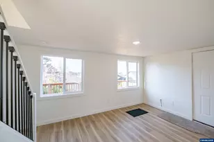 4641 SW Coast Ave, Lincoln City, OR 97367 - Photo 10