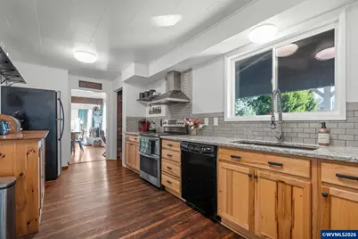 24618 Highway 99 W, Junction City, OR 97448 - Photo 6